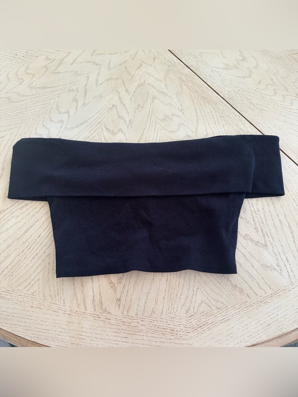 Urban Outfitters Off the Shoulder Black Crop Top Size S